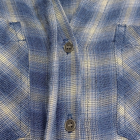 Bella Dahl Beachy Slit Back Plaid Button Down Front Shirt - Picture 13 of 13